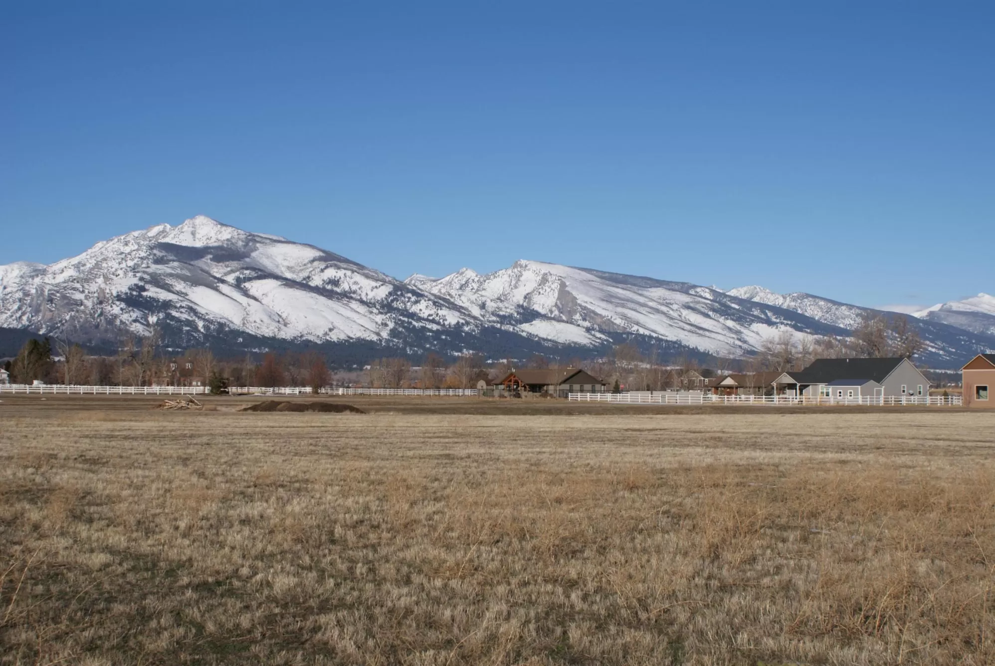 137 Jay Bird Drive Hamilton Waterfront