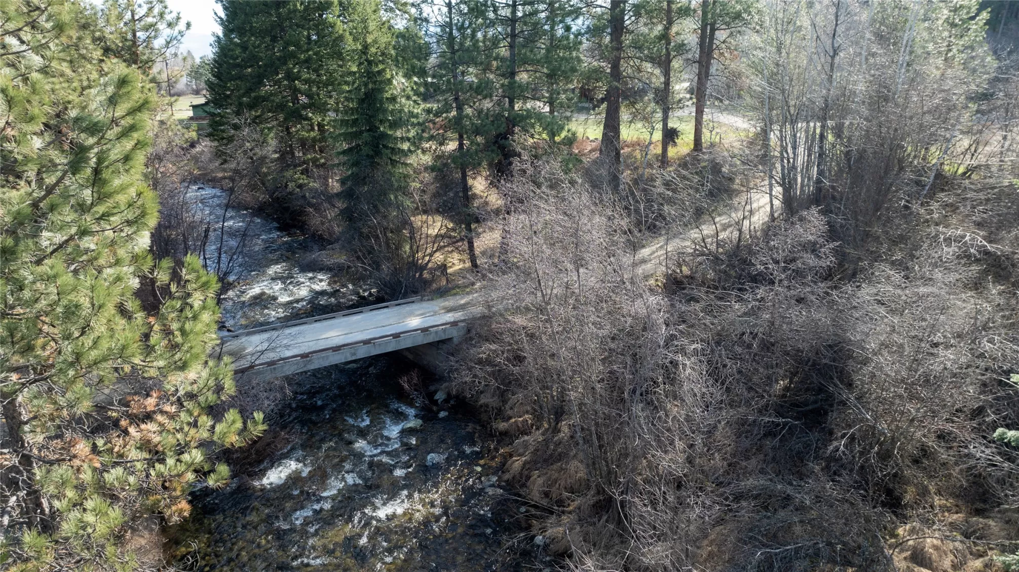 305 Jorgy Way Hamilton Waterfront 6 Acres