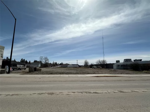 12 W Main Street White Sulphur Springs Commercial