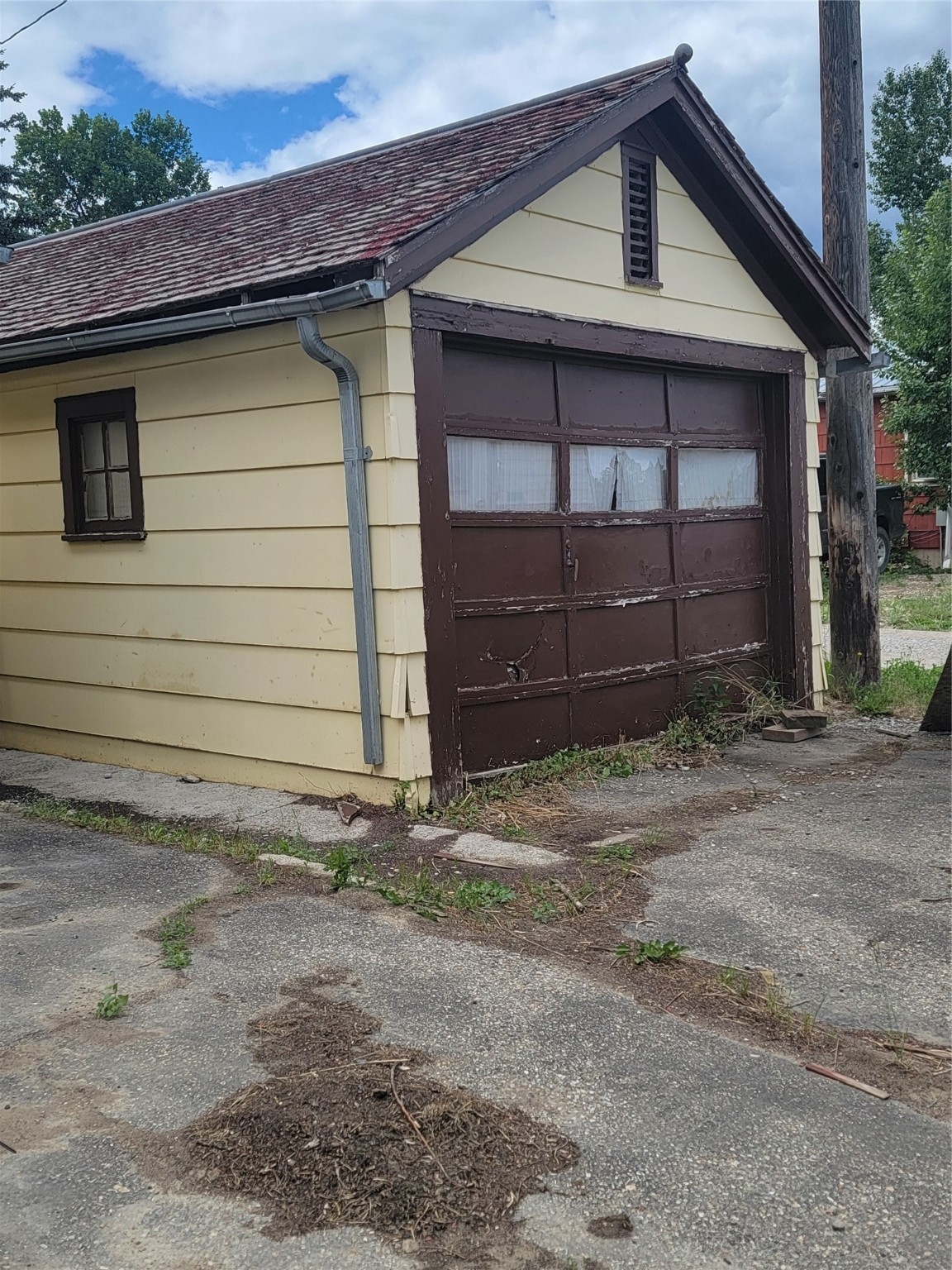 302 S Wisconsin Street Conrad Singlefamilyresidenc