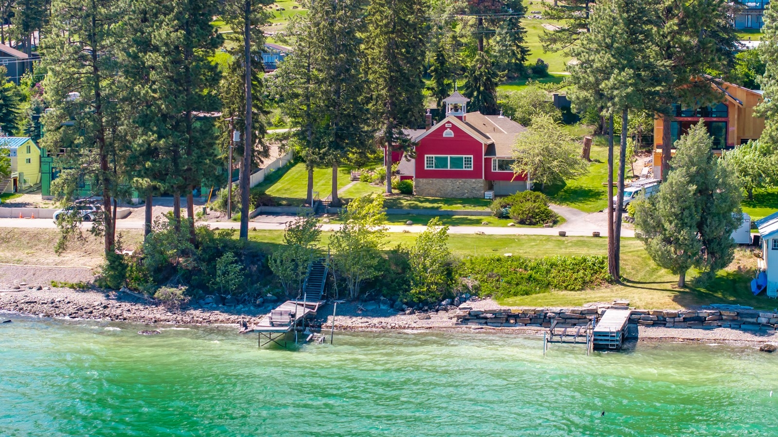 381 Lakeside Boulevard Lakeside Singlefamilyreside