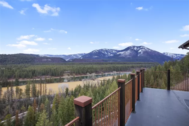 16995 Us Highway 2 Troy Singlefamilyresidence 3 Be