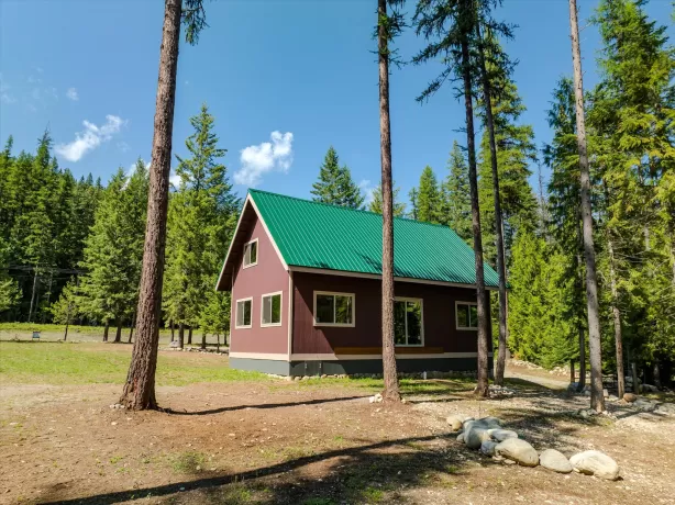 8556 Yaak River Road Troy Singlefamilyresidence 3