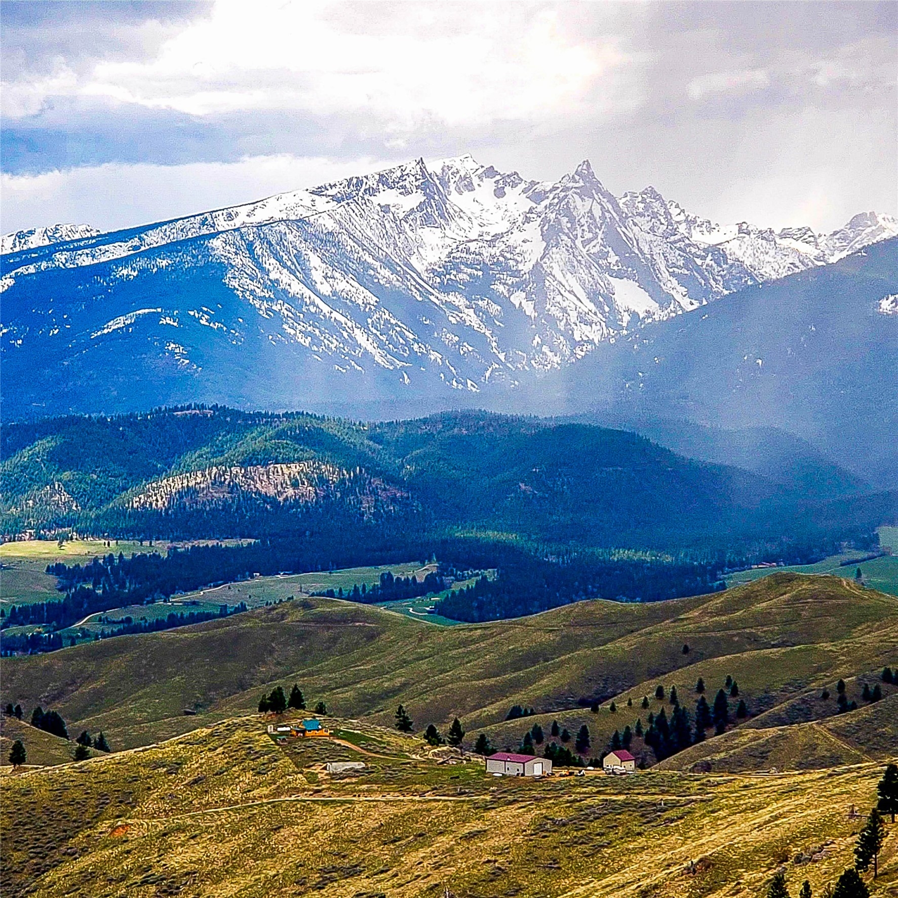 4000 Going To Sun Road Darby Singlefamilyresidence