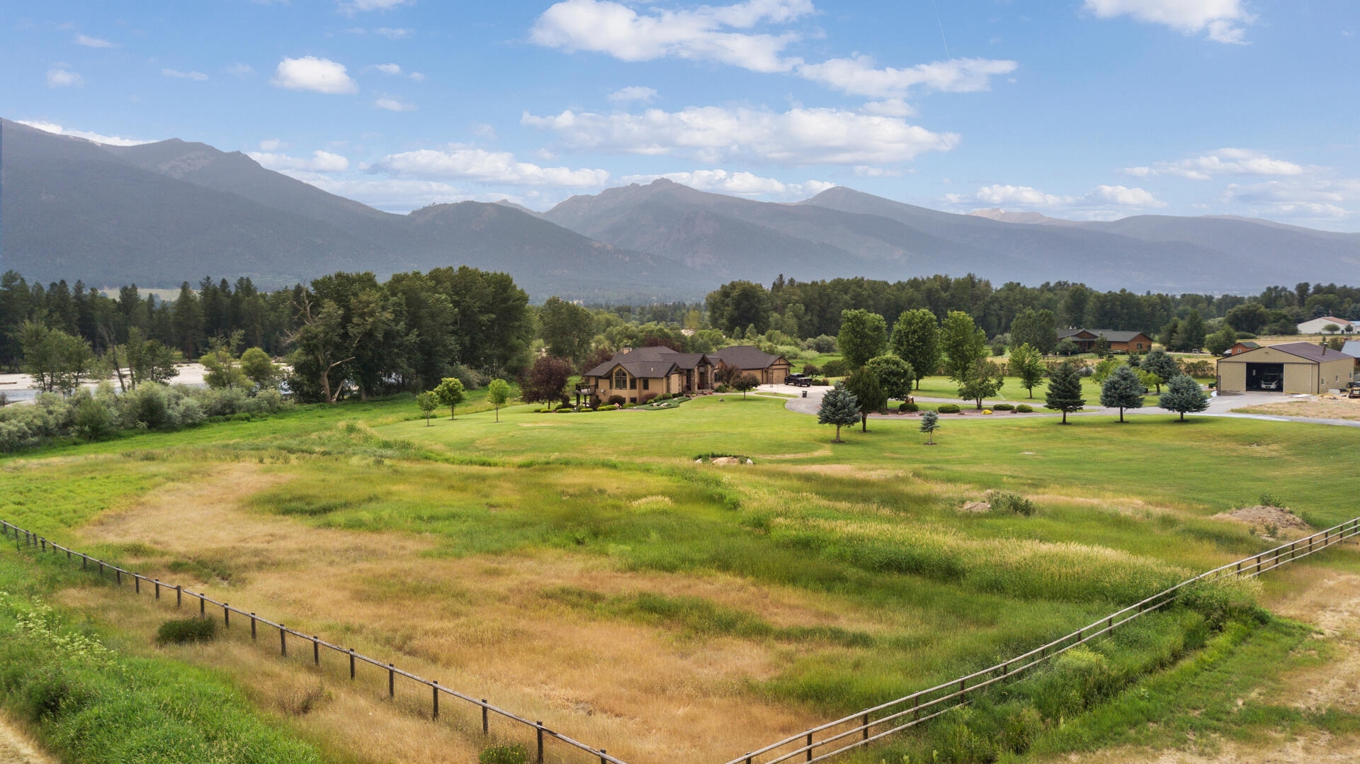 3707 Eastside Hwy Stevensville Singlefamilyresiden