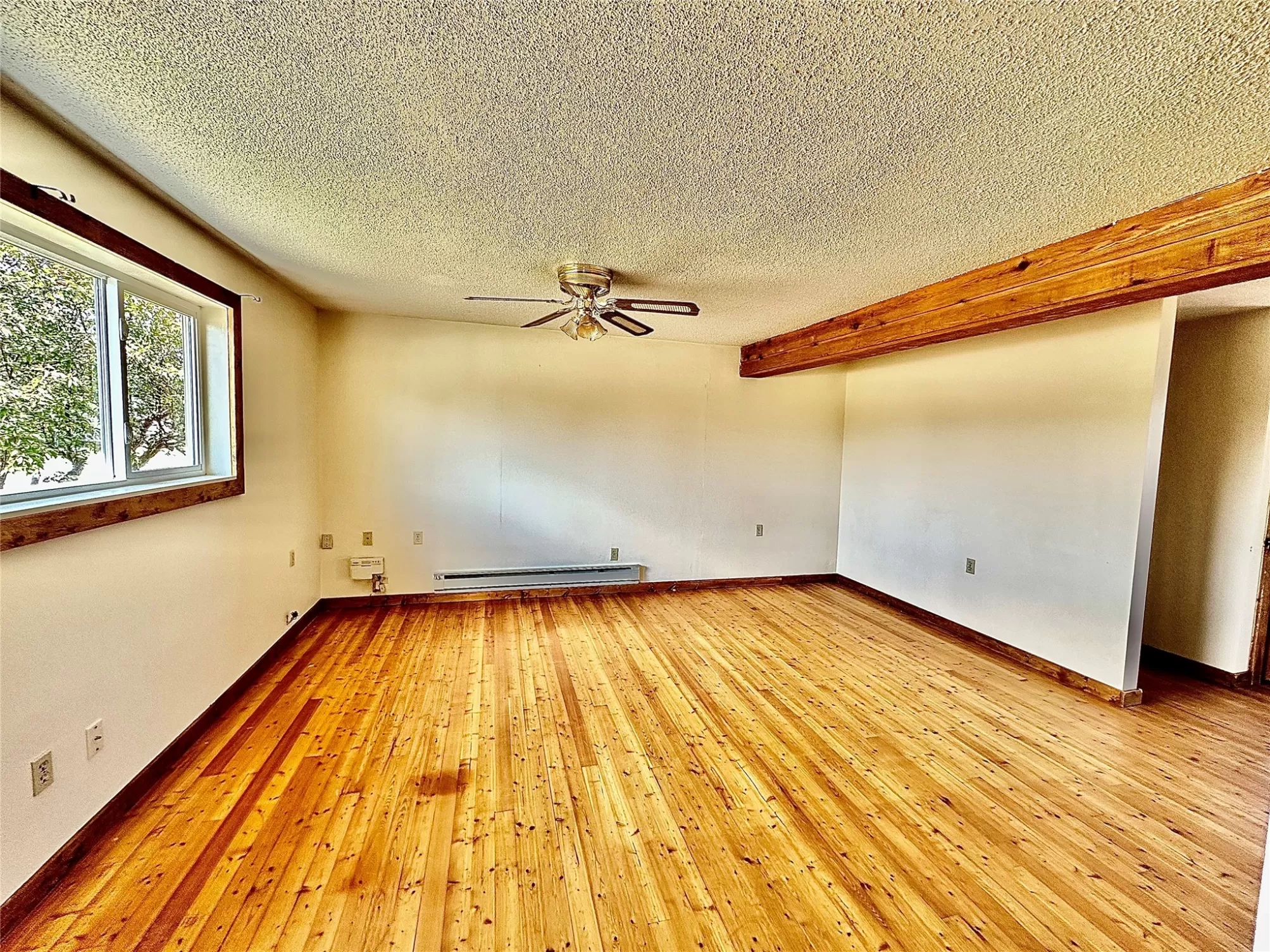 310 W Armitage Street Ennis Singlefamilyresidence