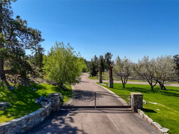 161 Fox Run Court Bigfork Golf Waterfront