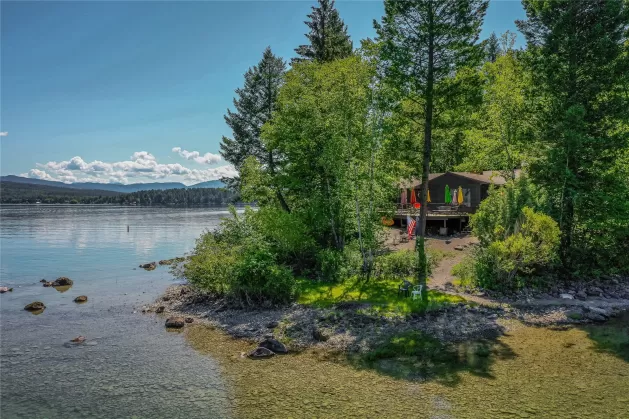 1825 W Lakeshore Drive Whitefish Singlefamilyresid