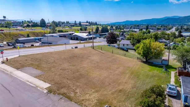 2   4 Parkway Drive Kalispell Multifamily Waterfro