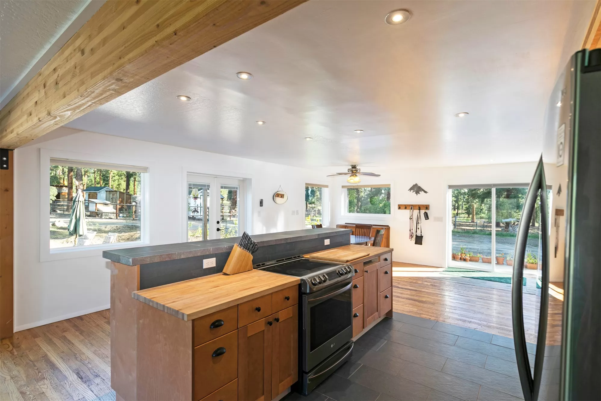 821 Fred Burr Road Victor Singlefamilyresidence 3