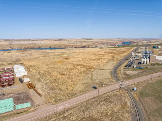 5701 18th Avenue N Great Falls Commercial Waterfro