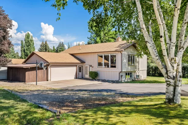 173 N Riding Road Kalispell Singlefamilyresidence