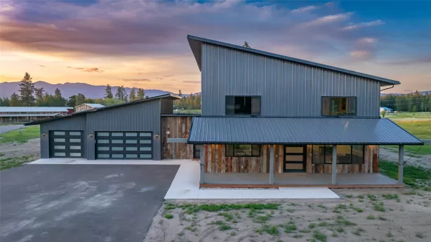 211 Cowboy Drive Columbia Falls Singlefamilyreside