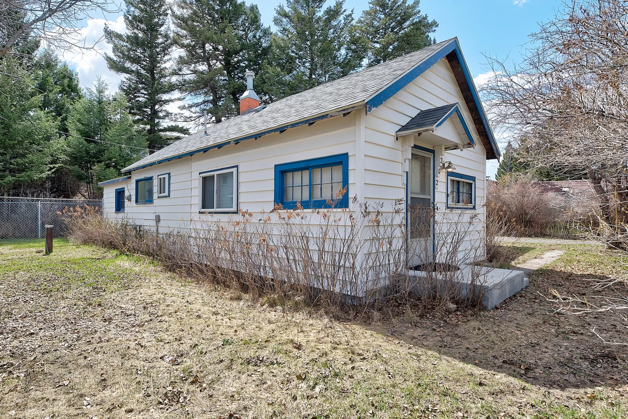 202 E Front Street Elliston Singlefamilyresidence