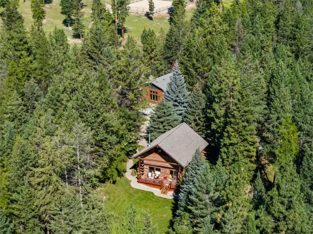 1323 Tobacco Road Eureka Singlefamilyresidence 4 B