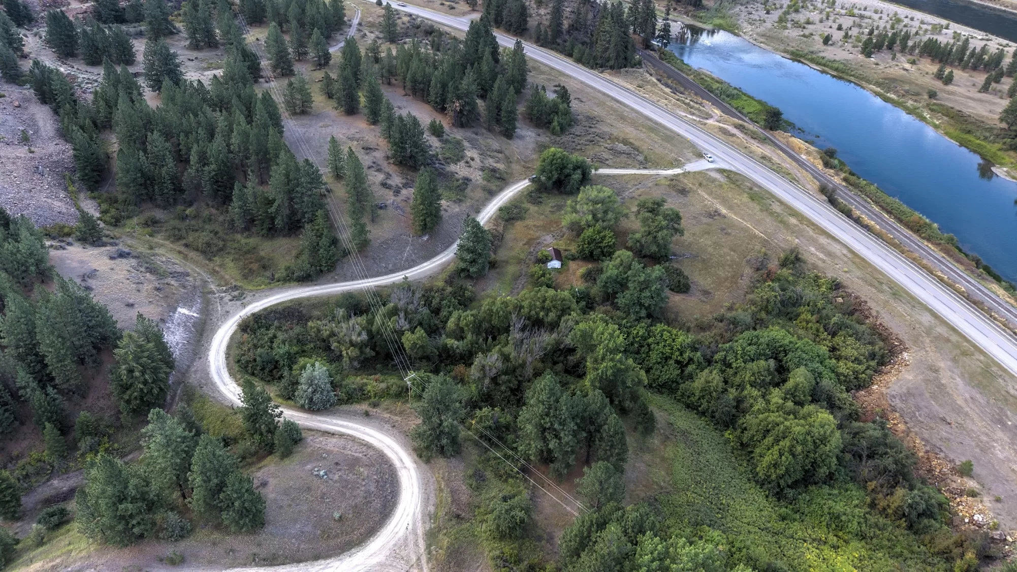 7927 MT Highway 200 Plains Waterfront