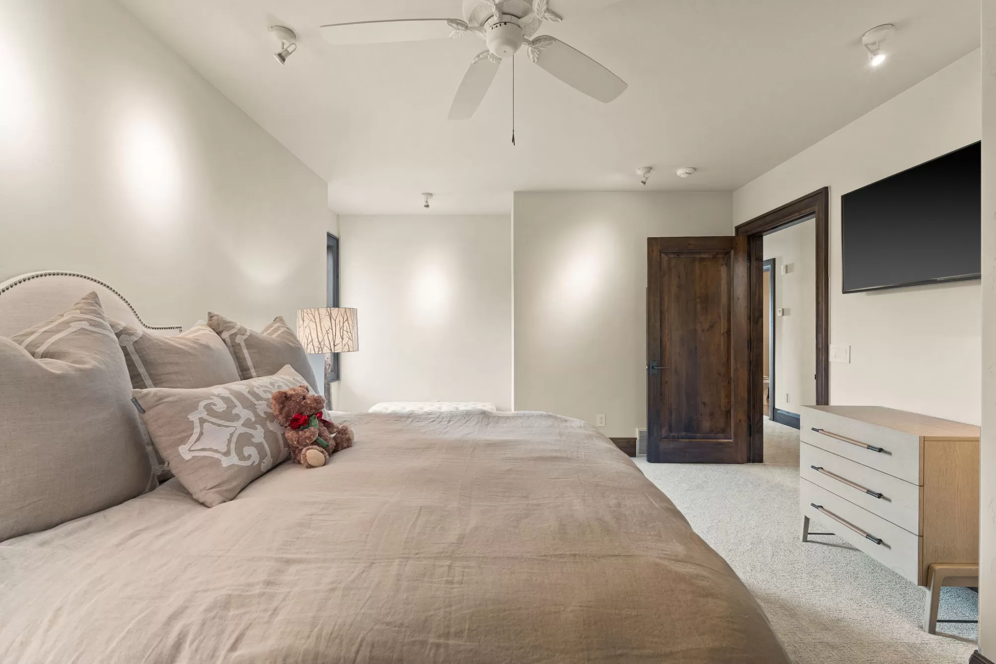 464 Electric Avenue Bigfork Condominium 3 Bedrooms