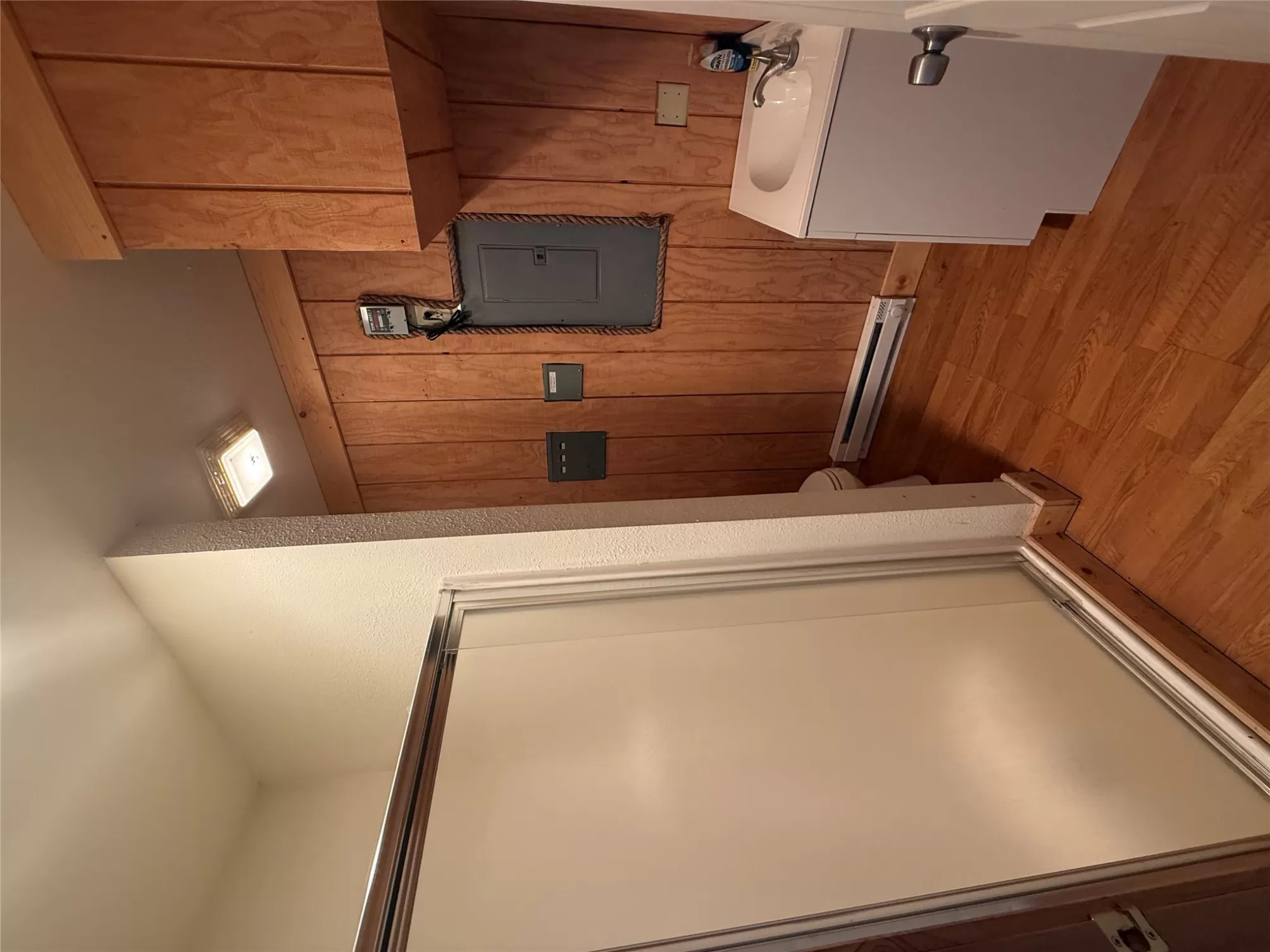 5 1 Airport Lane Ronan Building Waterfront 1870 Sq