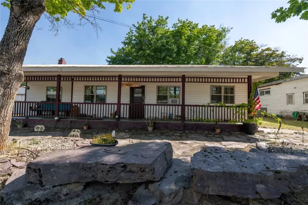 106 N 6th Street Troy Singlefamilyresidence 2 Bedr