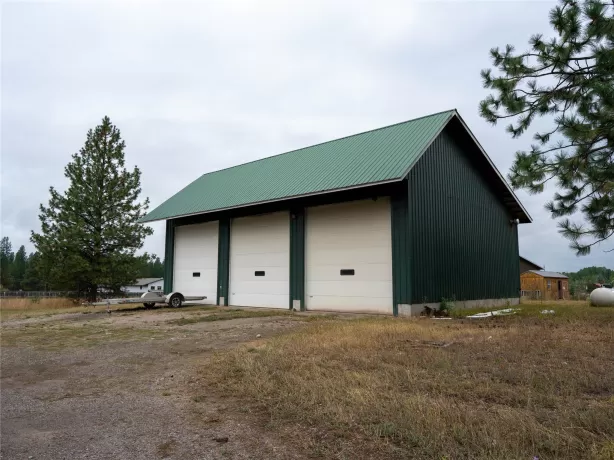 12345 Halversen Drive Bigfork Warehouse Waterfront