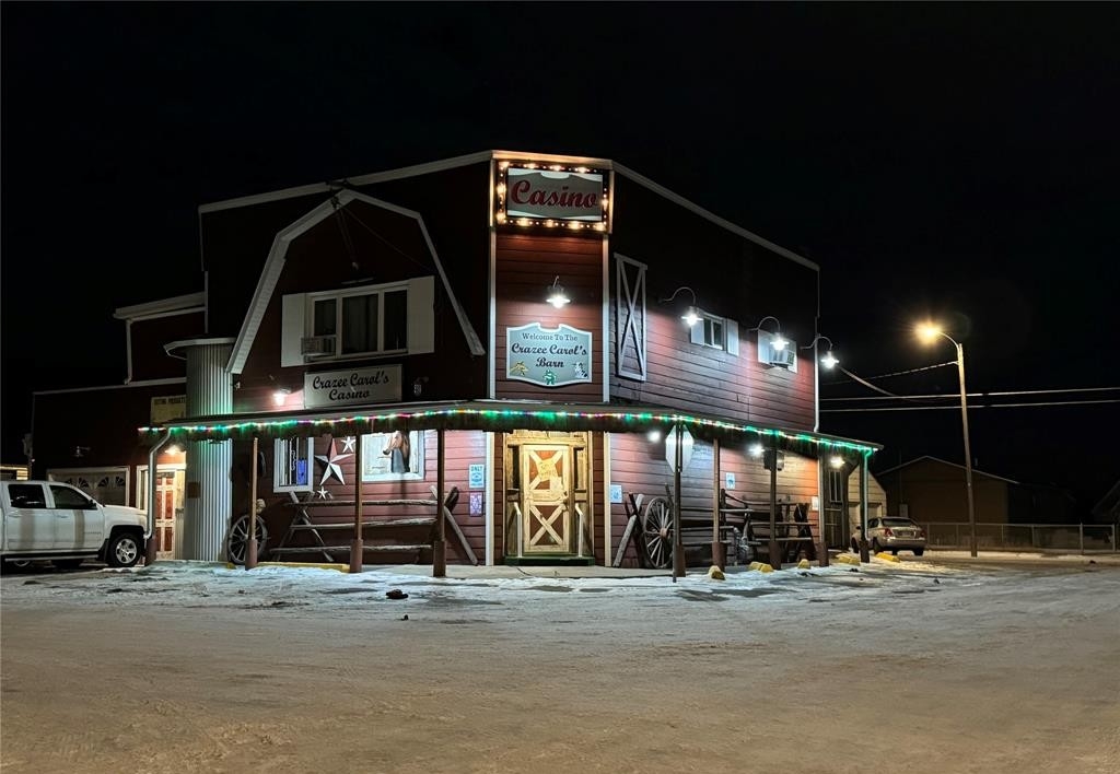 2702 Walnut Street Butte Buildingland Horse Waterf