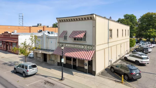 137 1st Avenue E Kalispell Building Waterfront 0 S