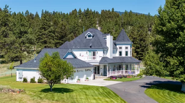 120 Forest Park Drive Clancy Singlefamilyresidence