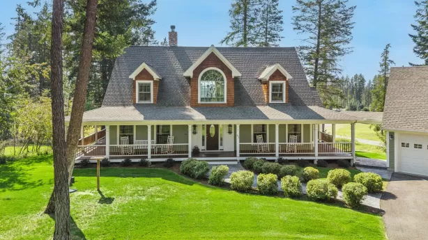 43 Ridgeway Court Columbia Falls Singlefamilyresid