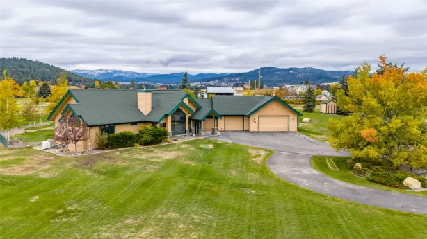 1381 Creekside Court Kalispell Singlefamilyresiden