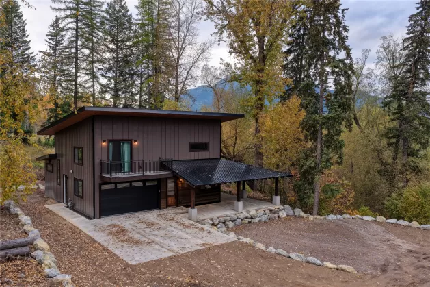 424 Old Highway 2 E Martin City Singlefamilyreside