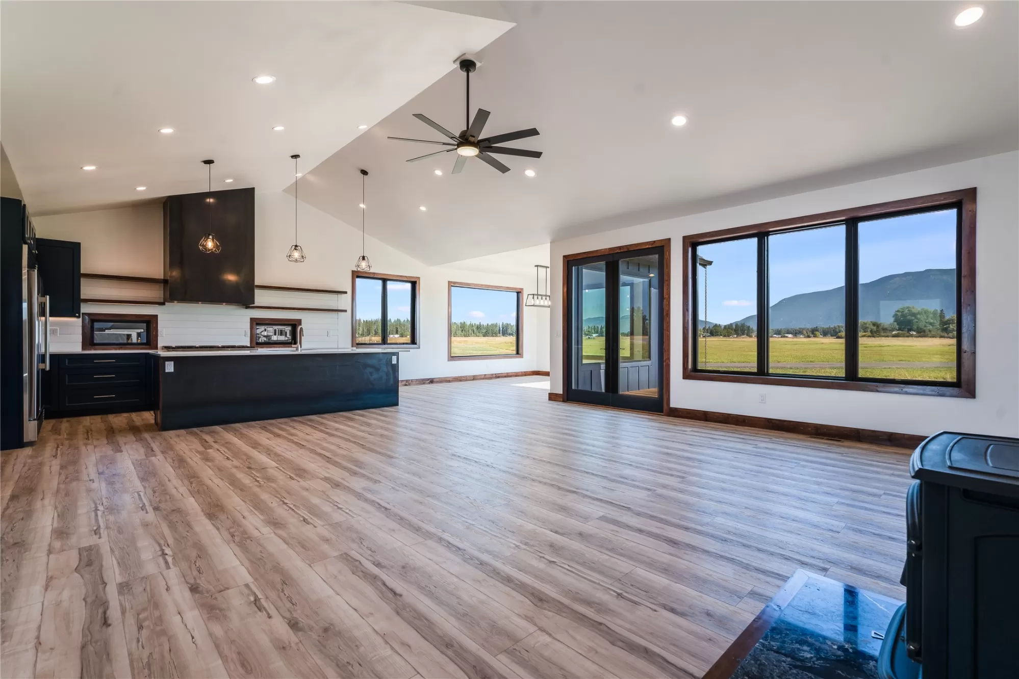 192 Glacier Flats Road Kalispell Singlefamilyresid