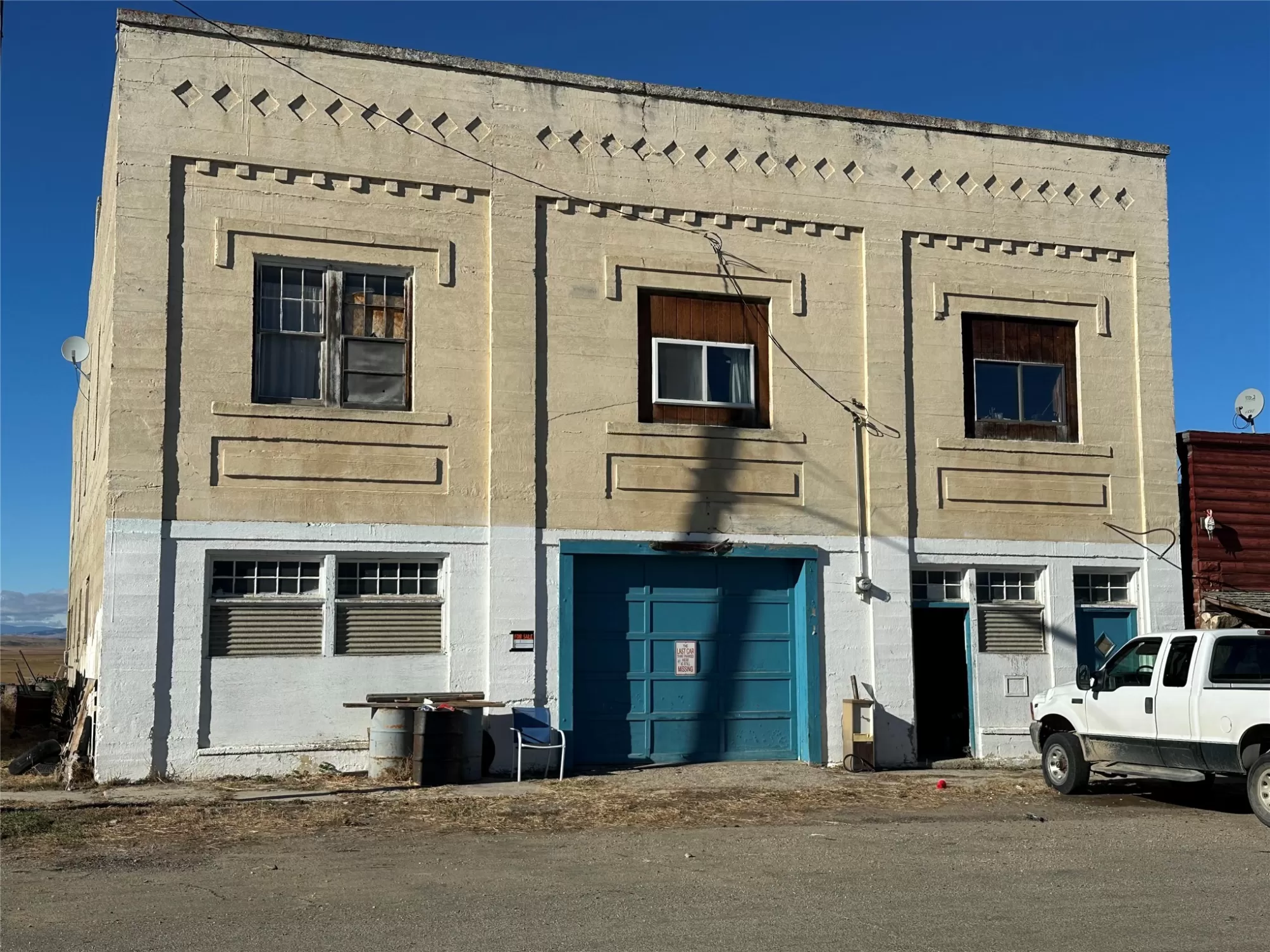 60 Two Dot Hwy Two Dot Buildingland Waterfront 450