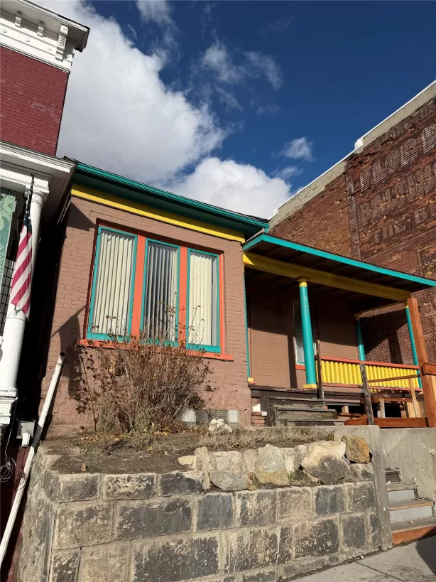 527 W Park Street Butte Singlefamilyresidence 3 Be