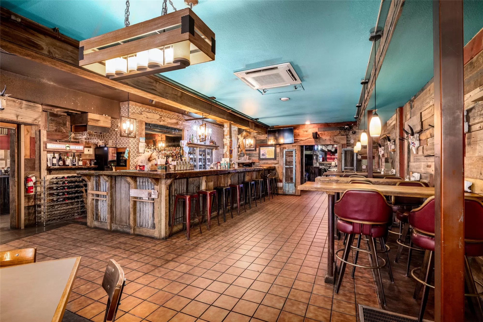 130 Central Avenue Whitefish Businessland Waterfro