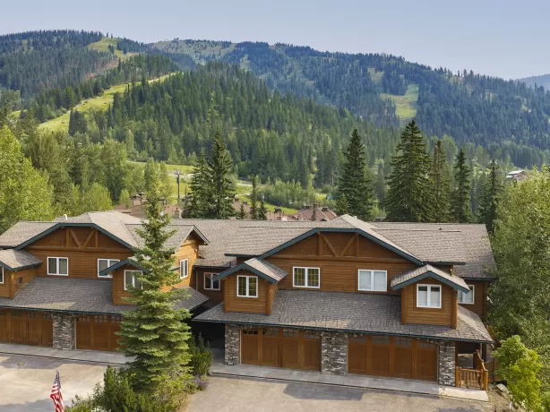 325 Moose Run Drive Whitefish Townhouse 4 Bedrooms