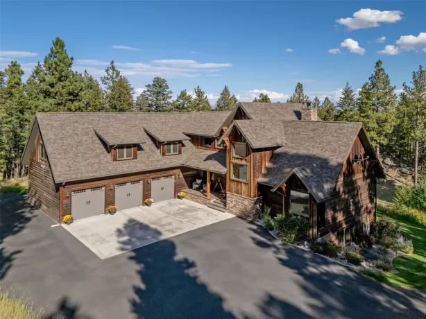 3 Bobcat Court Clancy Singlefamilyresidence 7 Bedr