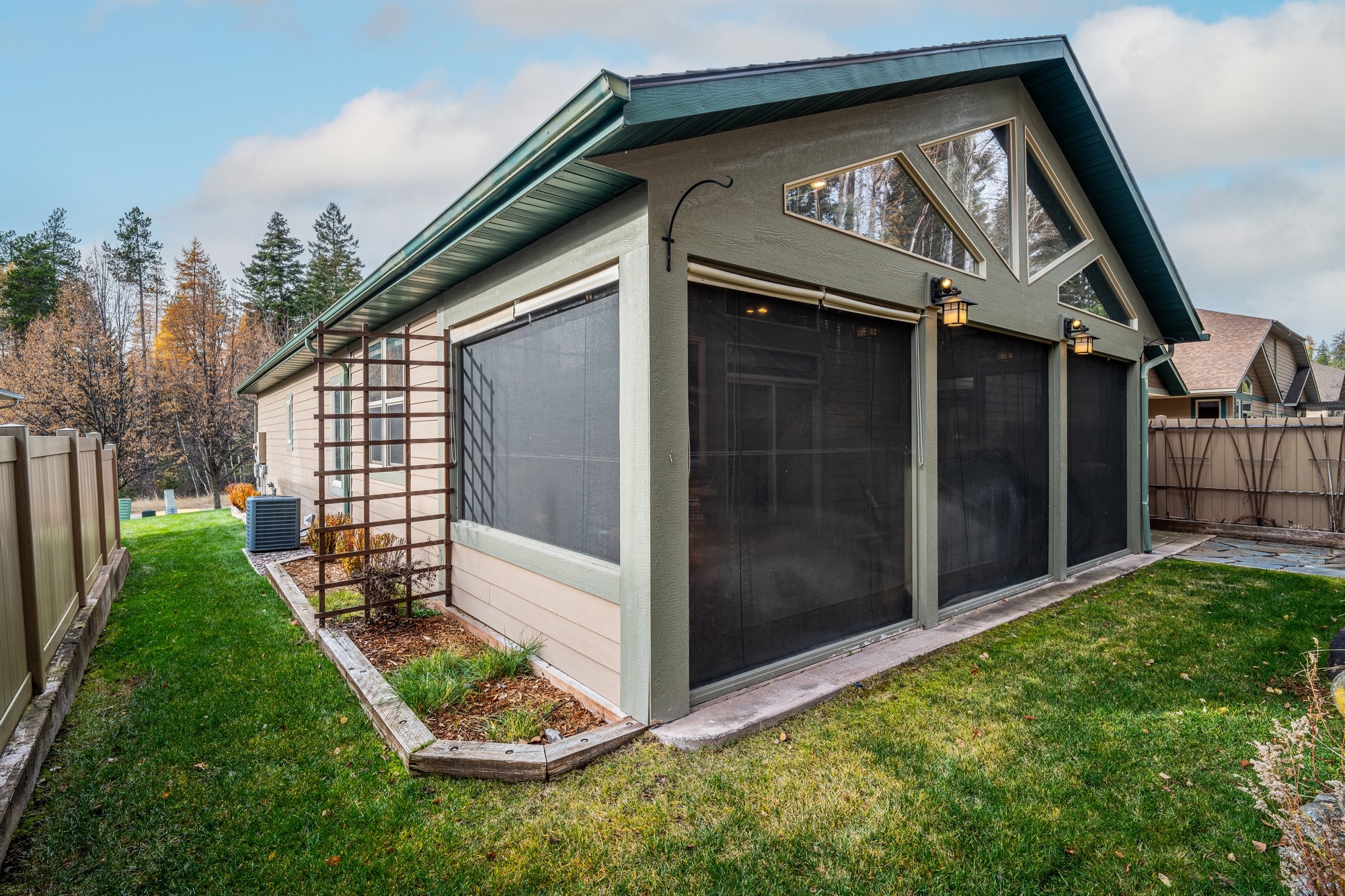 153 Oakmont Loop Columbia Falls Townhouse 3 Bedroo