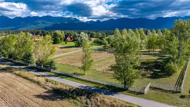 369 La Brant Road Kalispell Singlefamilyresidence