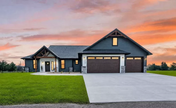 4279 Country View Drive Helena Singlefamilyresiden