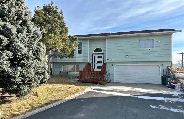 15 Hilltop Drive Clancy Singlefamilyresidence 3 Be