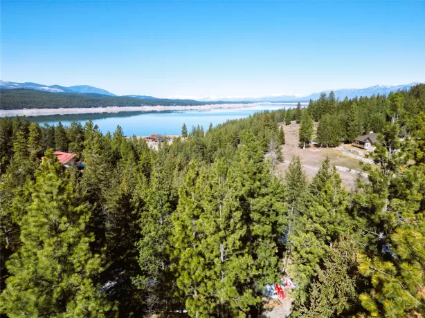 64 Kokanee Drive W Rexford Waterfront