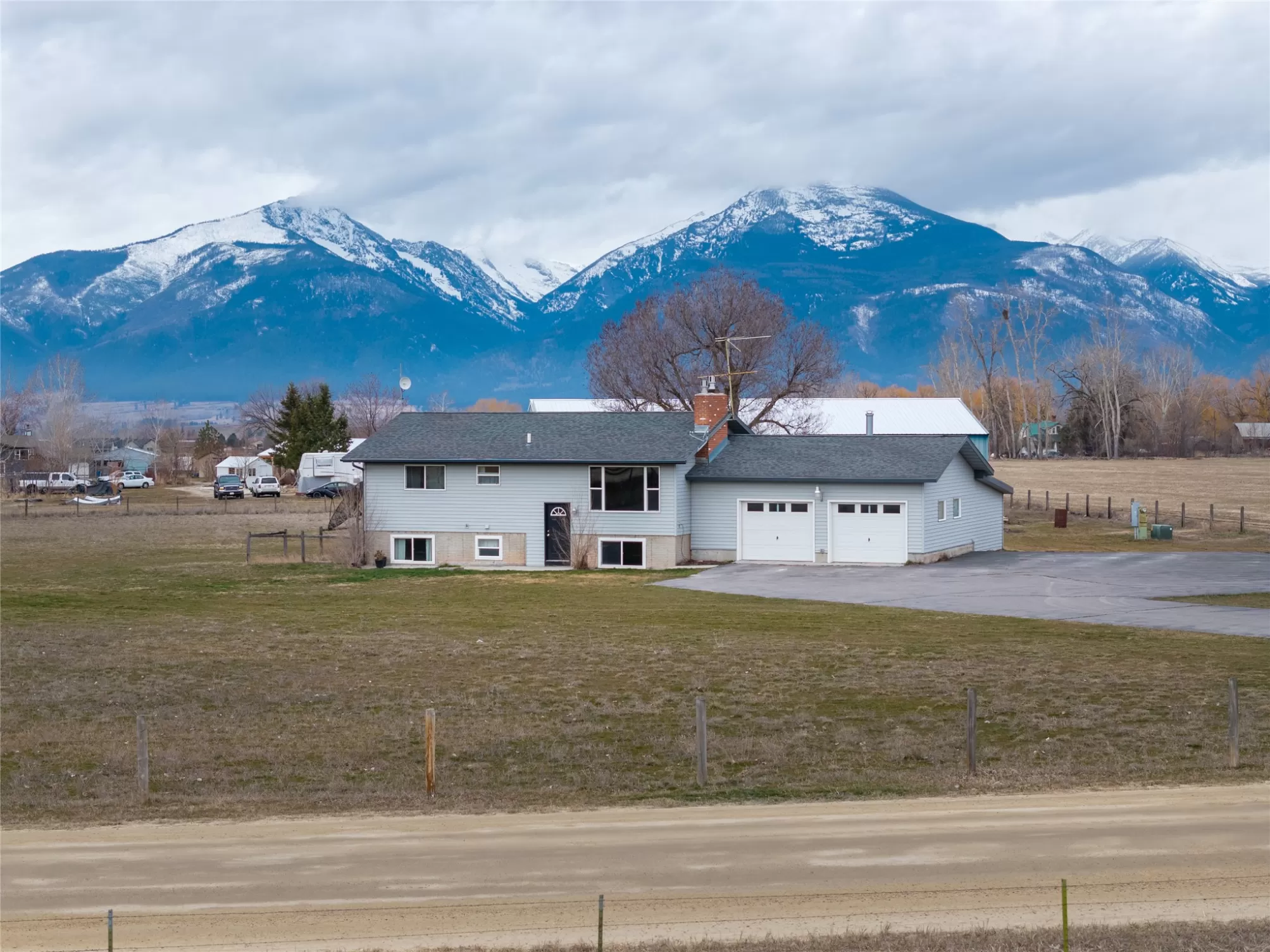 1170 Three Mile Creek Road Stevensville Singlefami