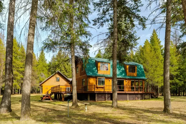 424 N Milnor Lake Road Troy Singlefamilyresidence