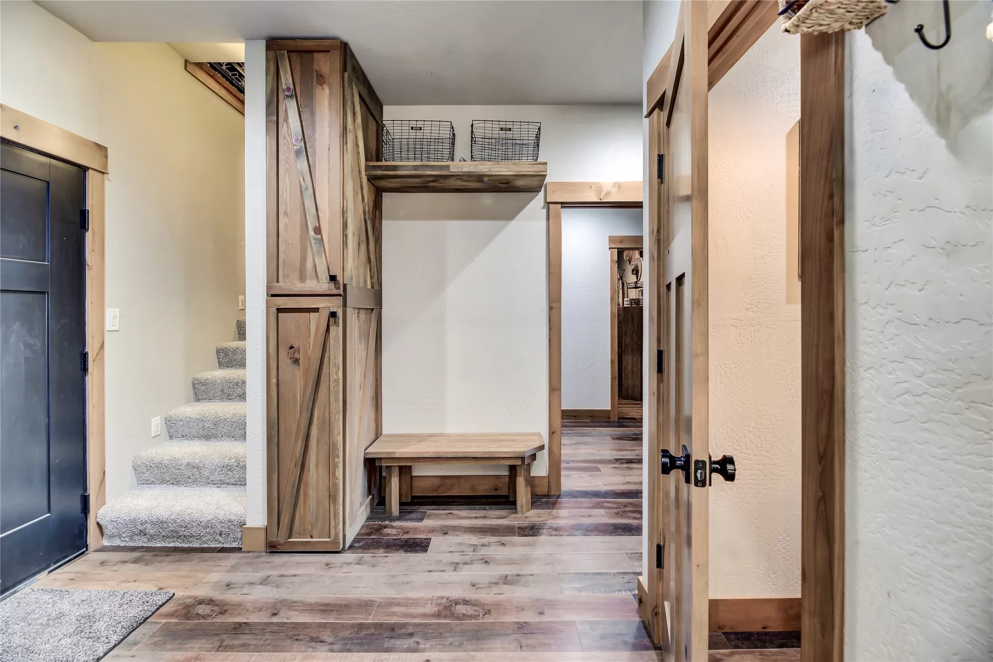 37 Quartz Creek Road Clancy Singlefamilyresidence