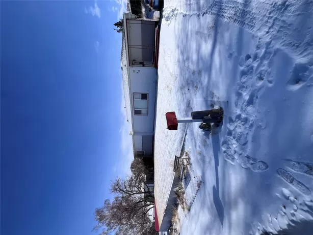 33 10th Avenue Se Cut Bank Singlefamilyresidence 3