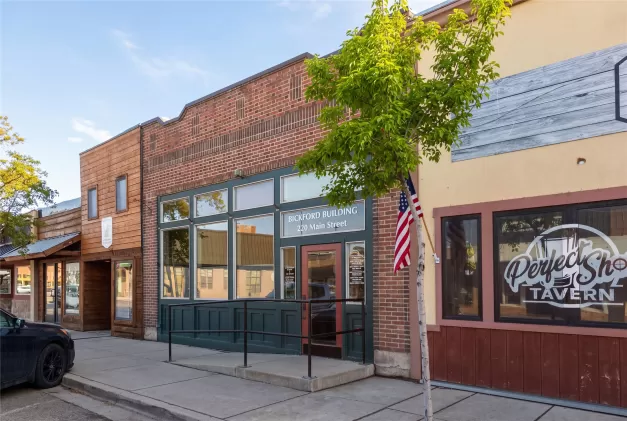 220 Main Street Polson Buildingland Condo Waterfro