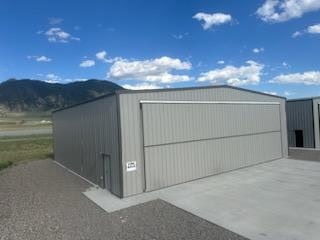 34 Charlie Taxiway Ennis Building Waterfront 3600