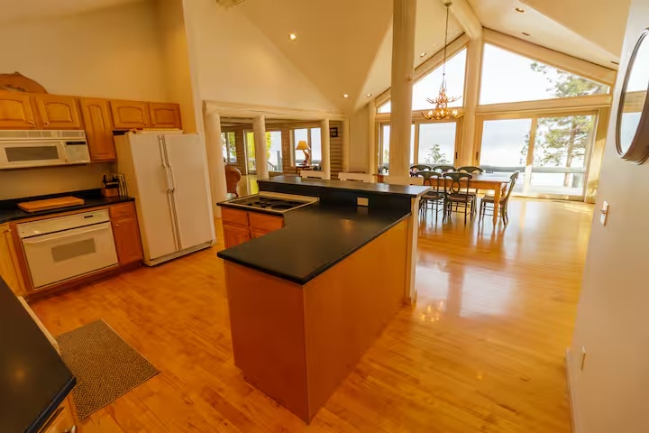 22700 Northaire Lane Rollins Singlefamilyresidence