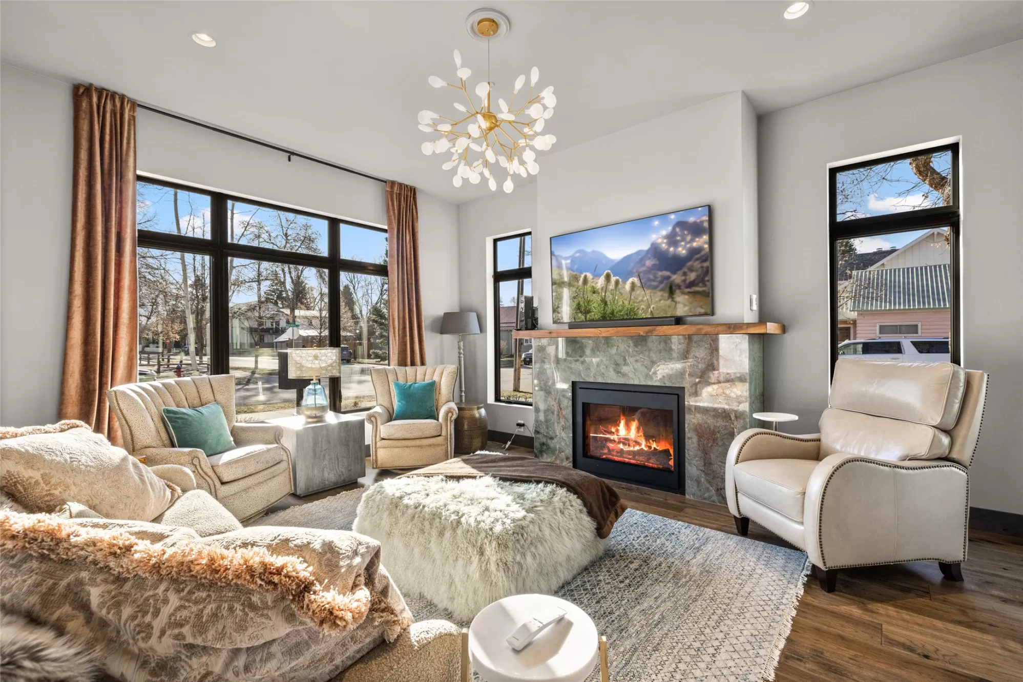 244 Kalispell Avenue Whitefish Condominium 3 Bedro