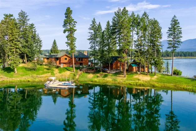 569 E Village Drive Bigfork Singlefamilyresidence